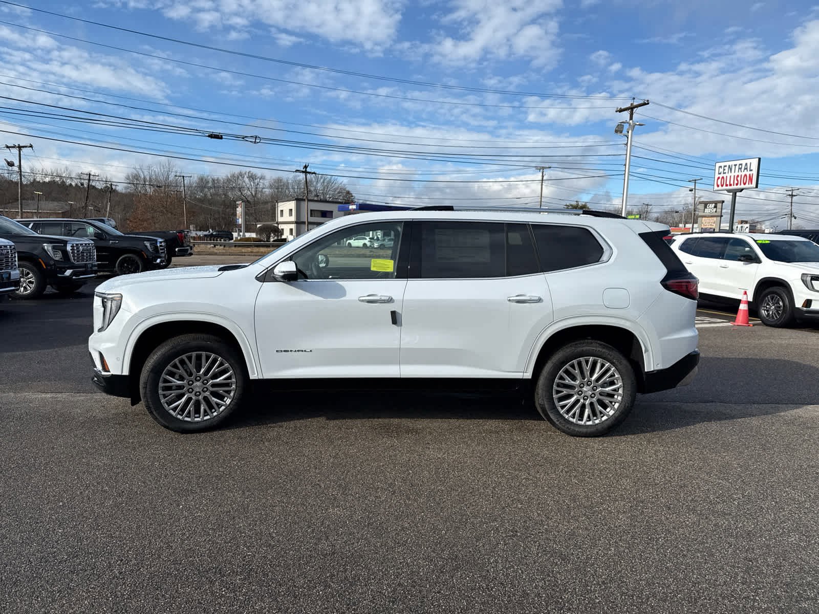 New 2026 GMC Acadia Denali w/ Super Cruise Package AWD/4WD image 4