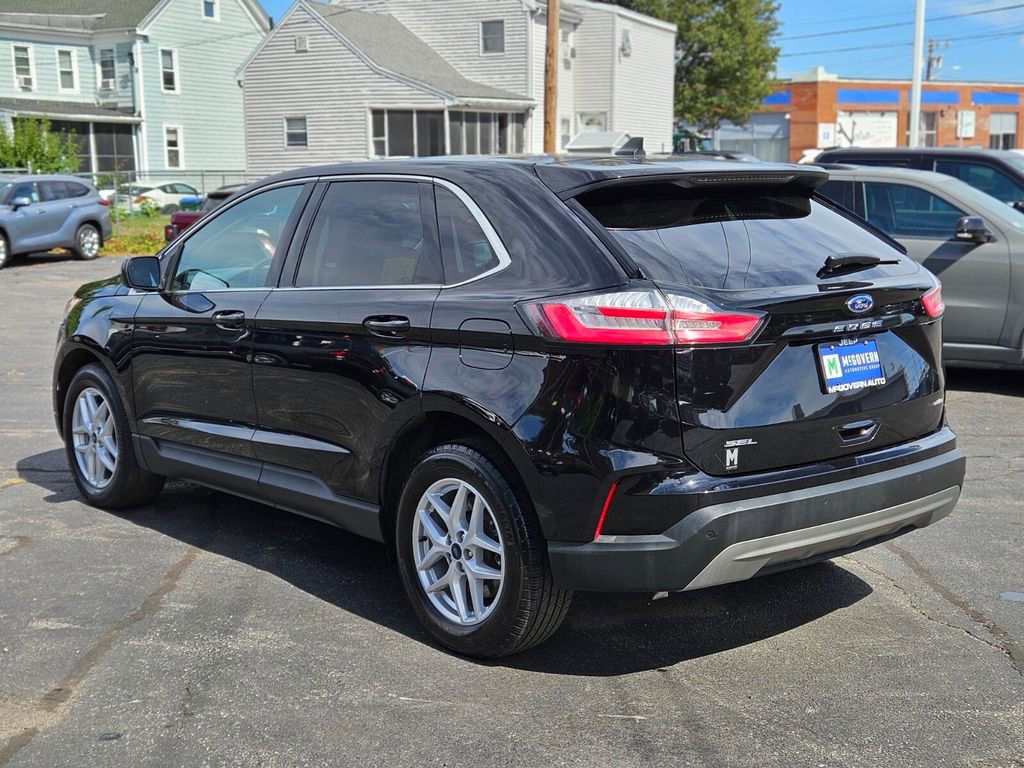 Used 2022 Ford Edge SEL w/ Convenience Package image 3