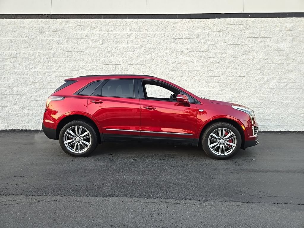 Certified 2023 Cadillac XT5 Sportv w/ Technology Package AWD/4WD image 18