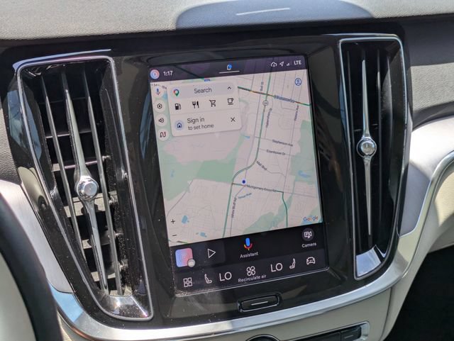 Certified 2025 Volvo S60 B5 Core FWD image 25