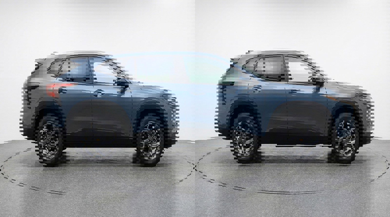 Used 2025 Chevrolet Trax LT image 8