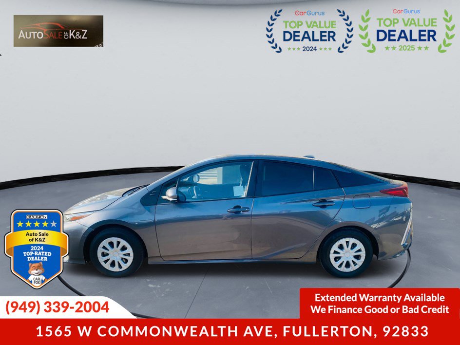 Used 2022 Toyota Prius Prime Limited image 3