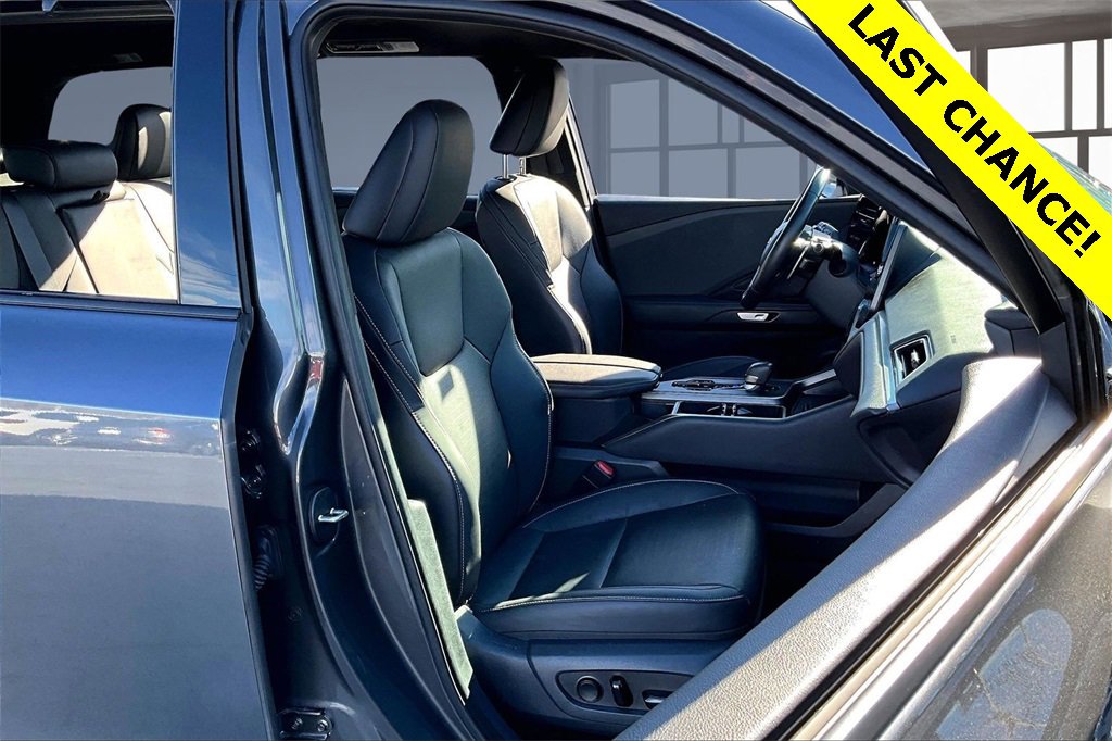 Used 2024 Lexus TX 350 AWD w/ Cold Weather Package image 7