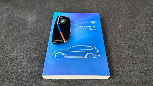 Used 2024 BMW X7 M60i w/ Executive Package image 65