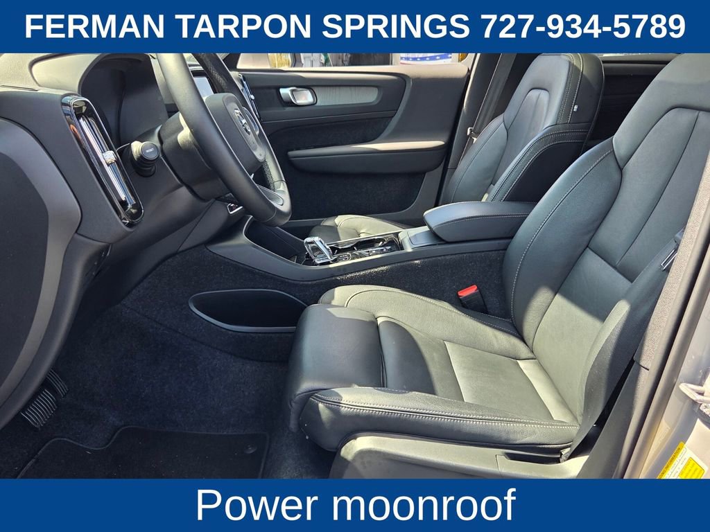 Certified 2025 Volvo XC40 B5 Plus image 13