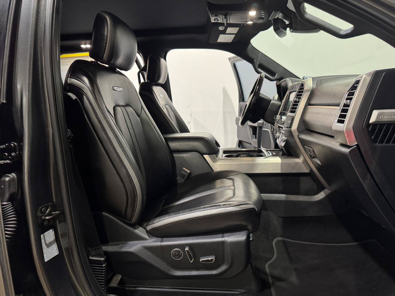 Used 2018 Ford F350 Platinum w/ Platinum Ultimate Package AWD/4WD image 13