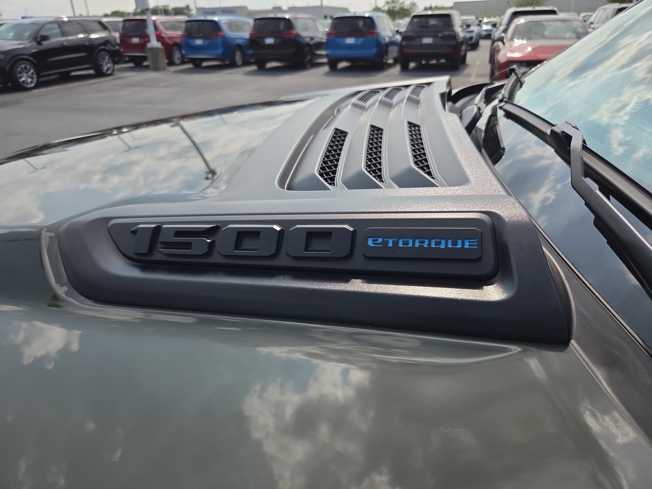New 2026 RAM 1500 Express AWD/4WD image 12