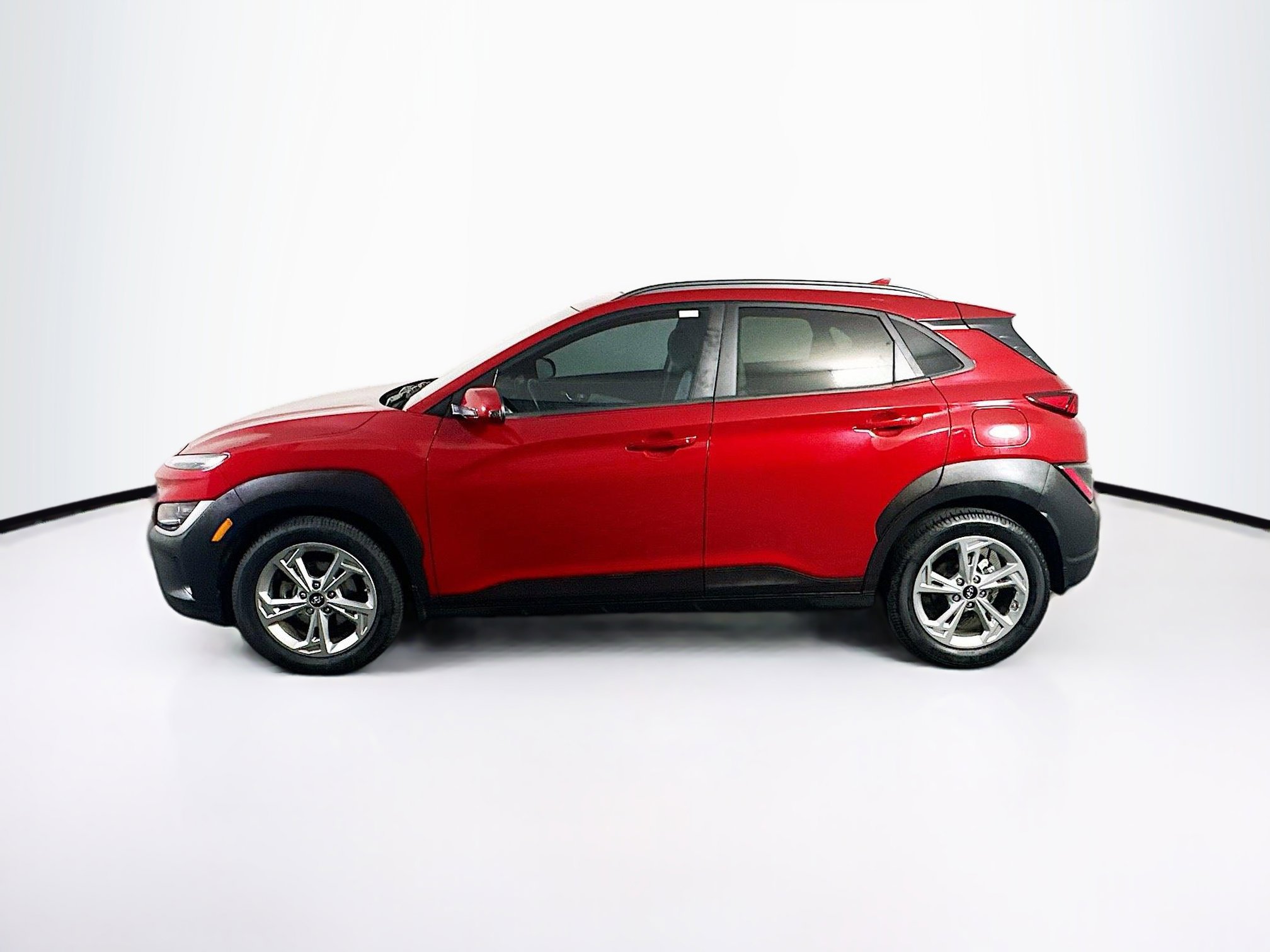 Used 2022 Hyundai Kona SEL w/ Convenience Package image 4