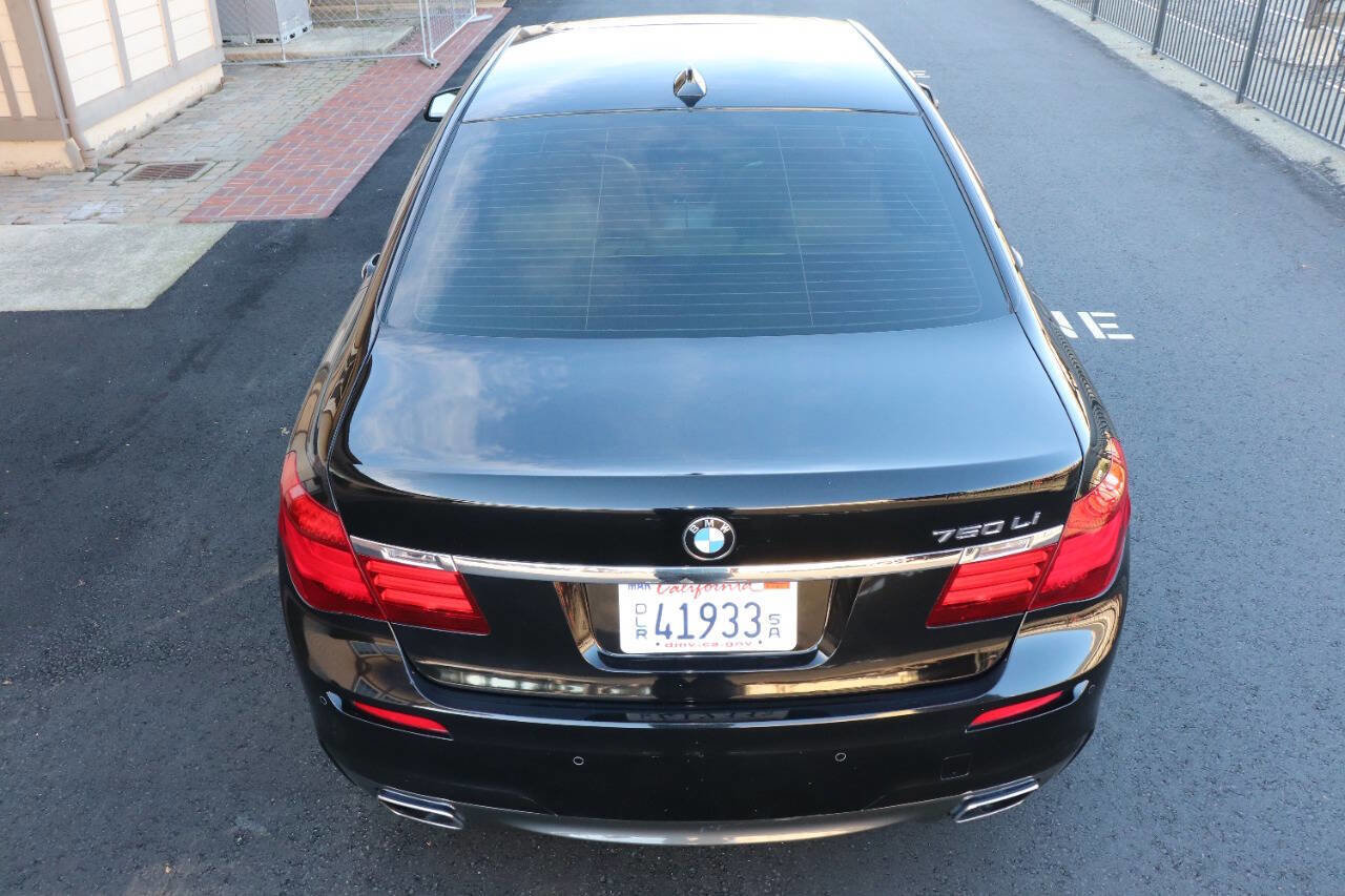 Used 2013 BMW 750Li image 8