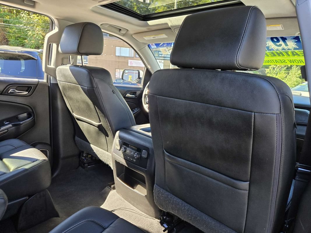Used 2019 Chevrolet Suburban LT AWD/4WD image 27