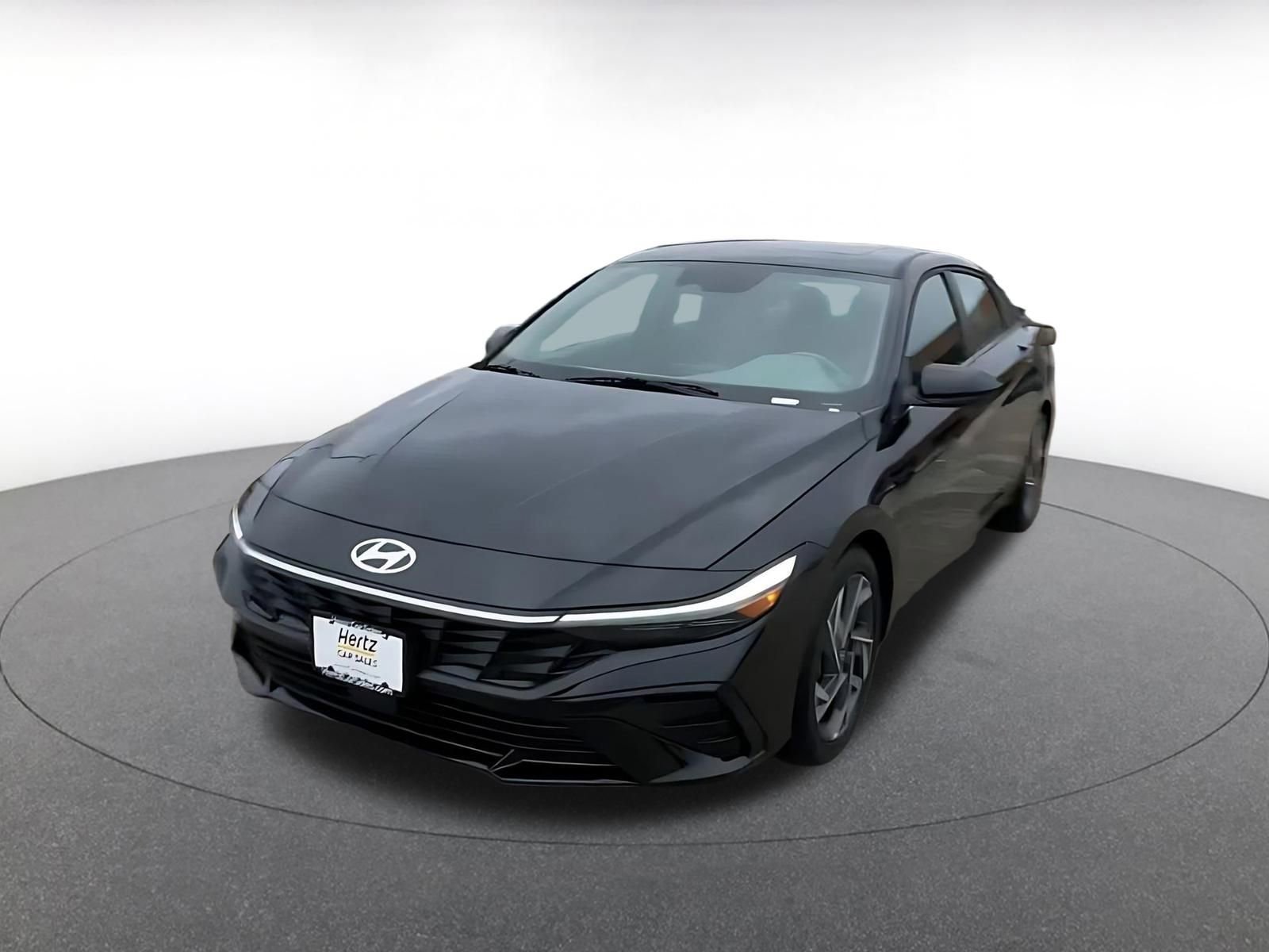 Used 2025 Hyundai Elantra SEL image 7