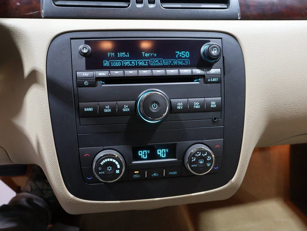 Used 2006 Buick Lucerne CXL w/ Luxury Package image 24