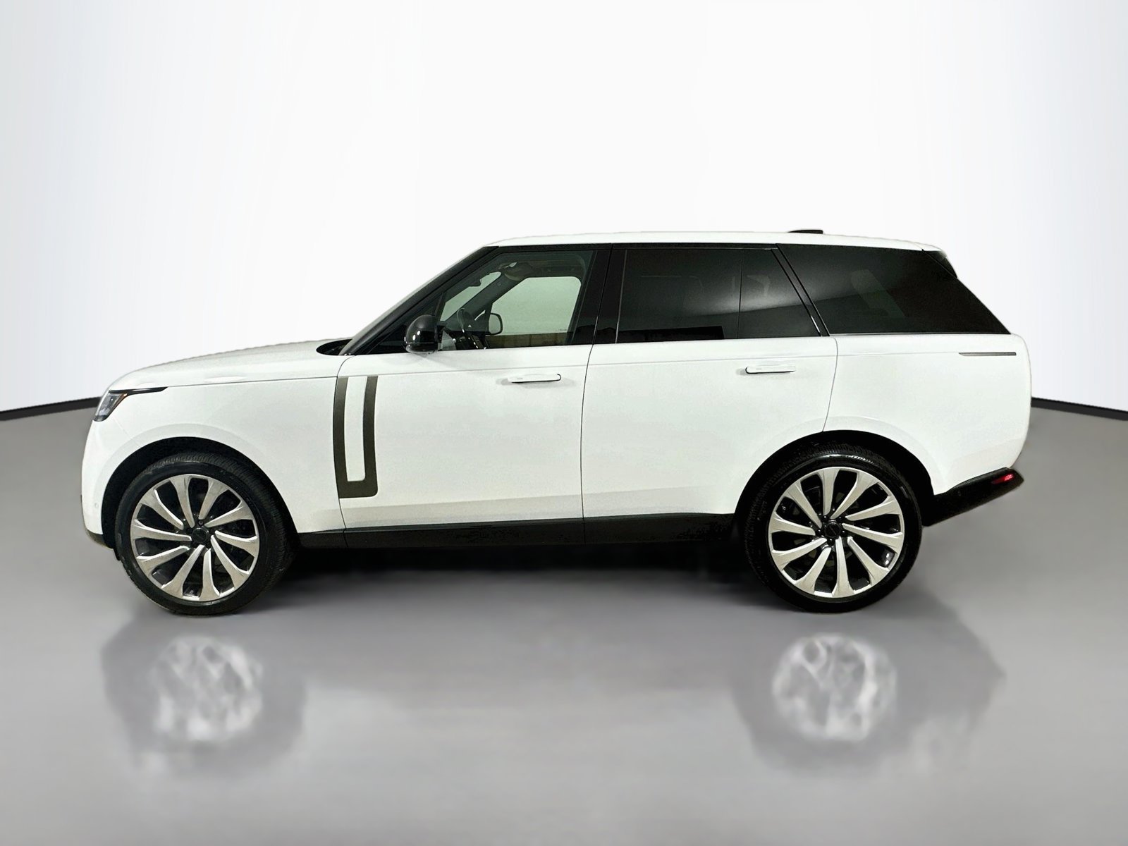 New 2026 Land Rover Range Rover SE AWD/4WD image 8