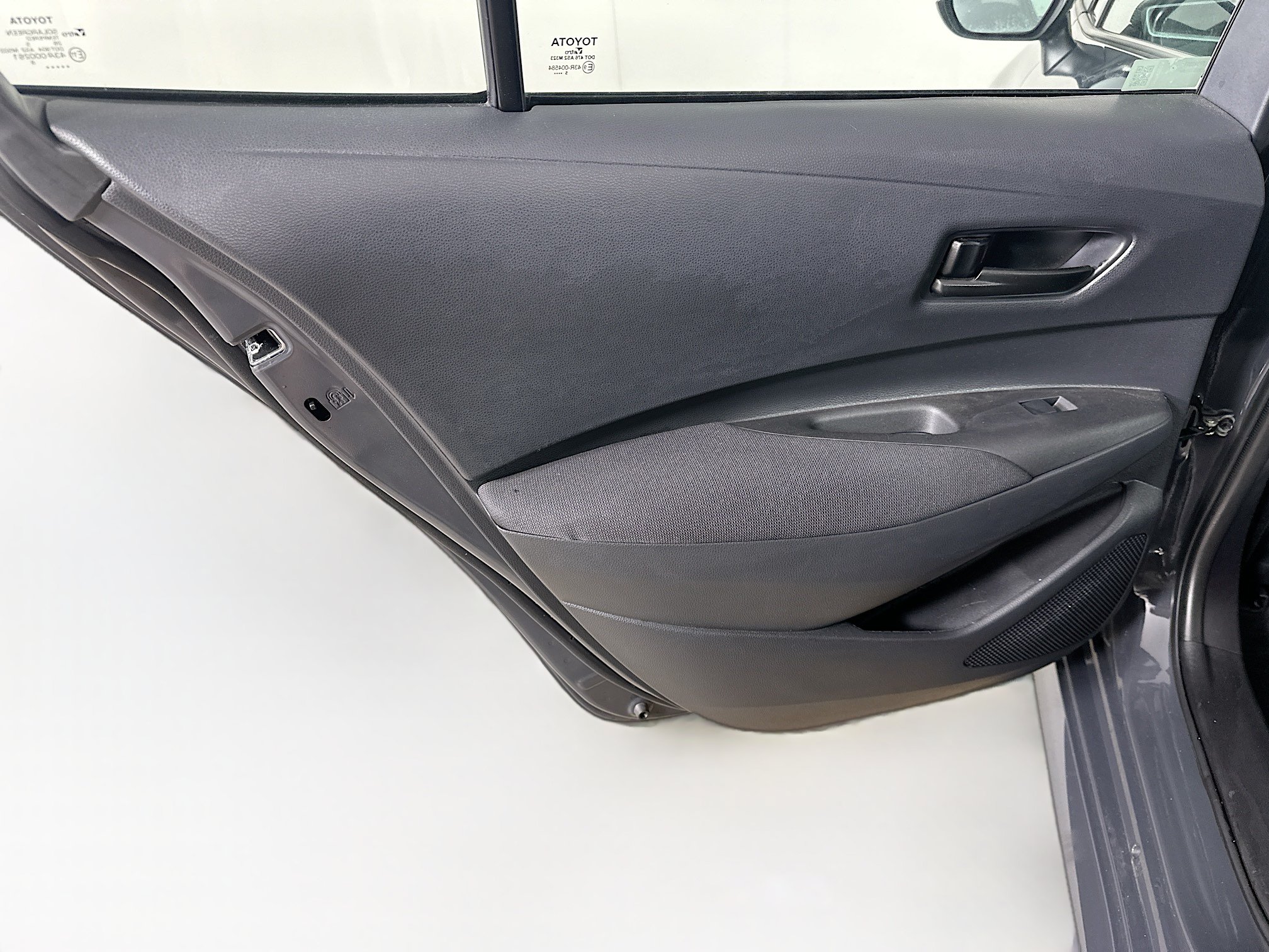 Used 2026 Toyota Corolla LE FWD image 26