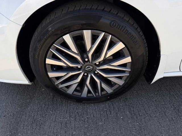 Certified 2024 Nissan Altima 2.5 SV FWD image 9