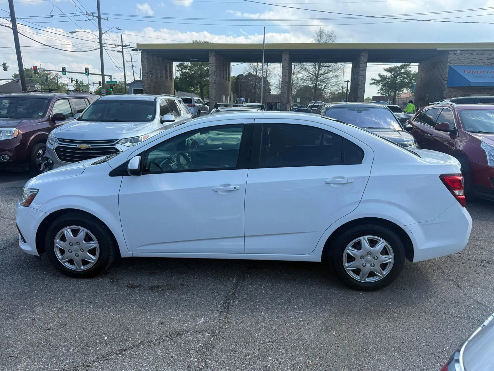 Used 2017 Chevrolet Sonic LS image 3