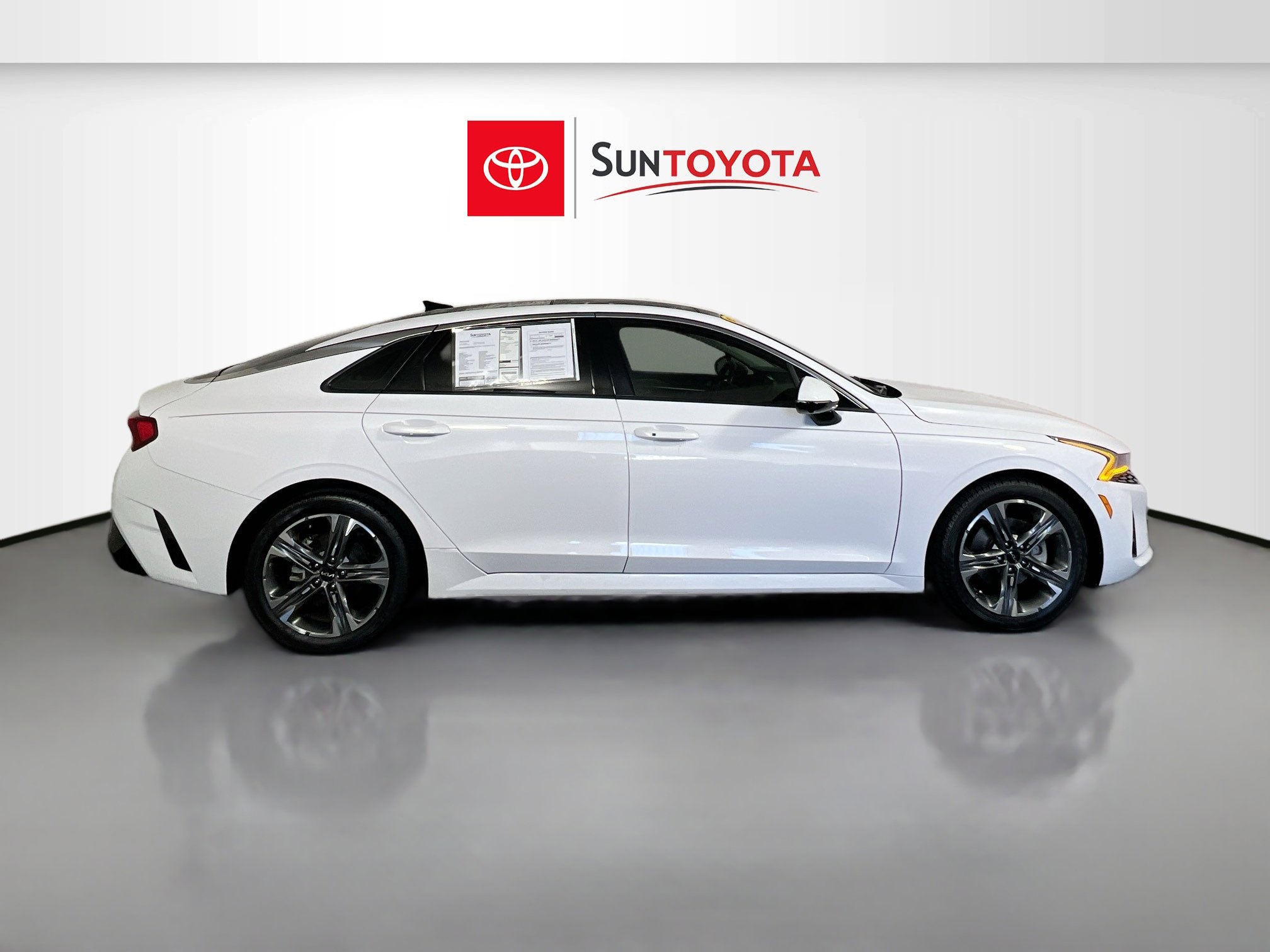 Used 2023 Kia K5 EX w/ EX Premium Package image 2