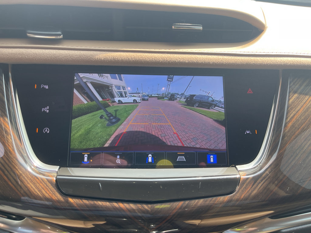 Used 2023 Cadillac XT6 Premium Luxury w/ Platinum Package AWD/4WD image 25