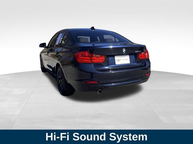 Used 2015 BMW 320i Sedan RWD image 3