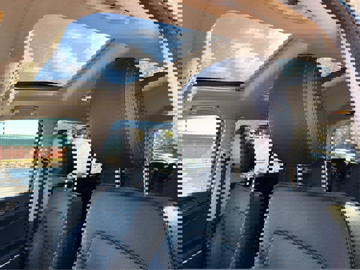 Used 2018 Mercedes-Benz GLS 550 4MATIC w/ Driver Assistance Package image 19