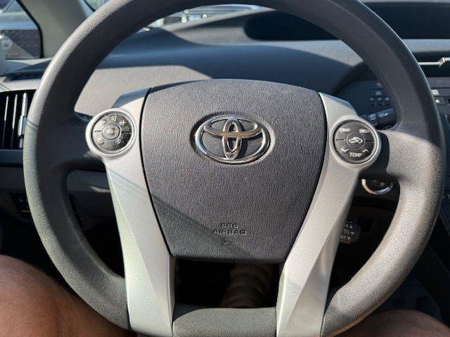 Used 2010 Toyota Prius One image 28