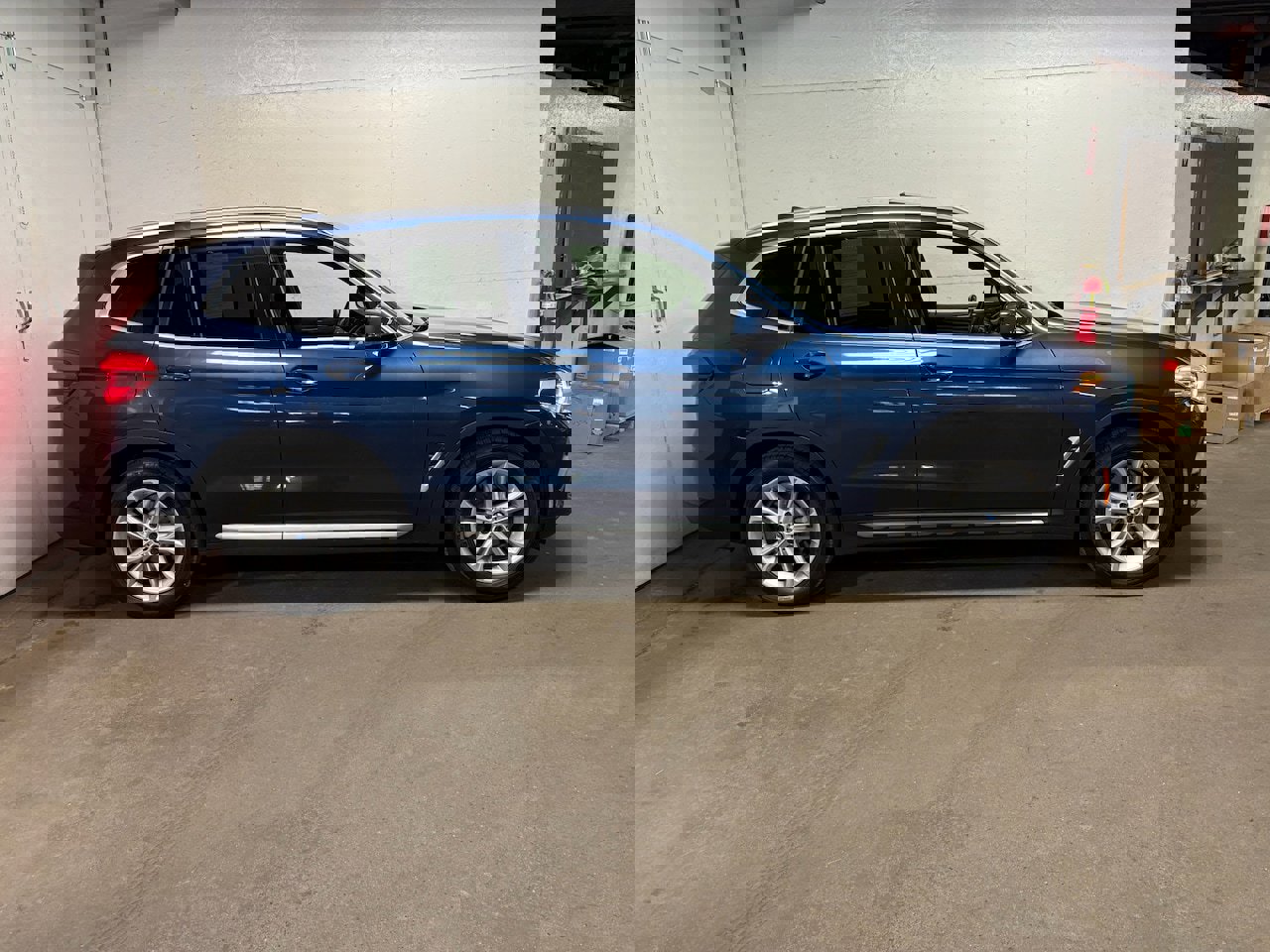 Used 2020 BMW X3 xDrive30i w/ Convenience Package image 3