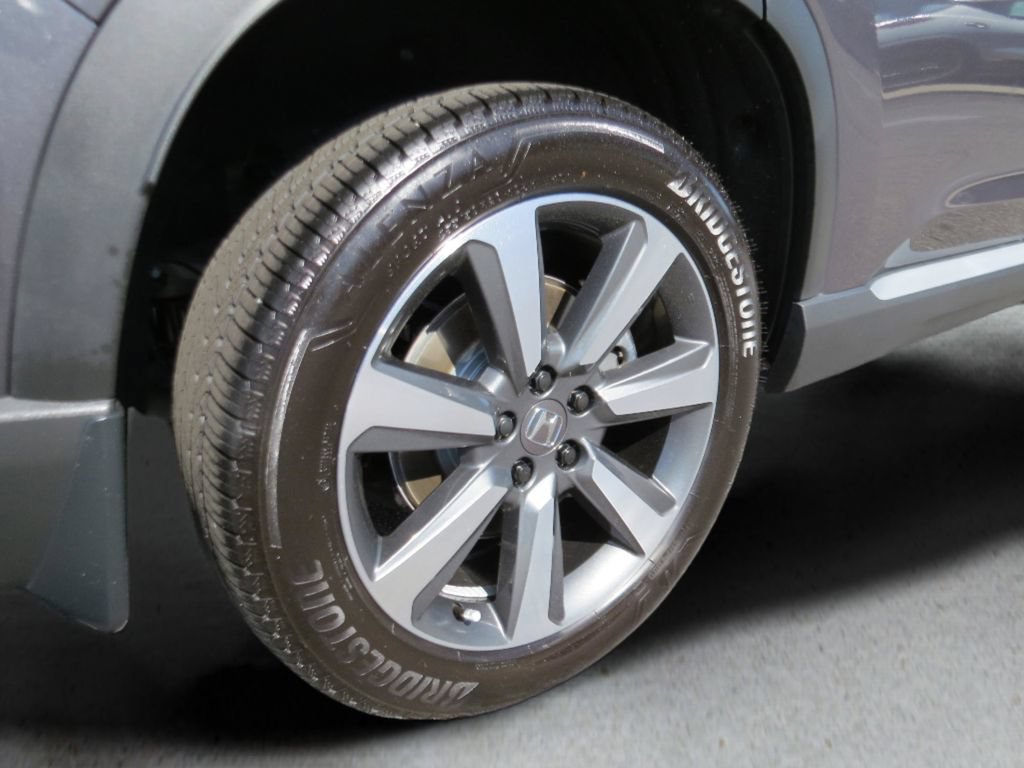 Used 2025 Honda Pilot Elite image 13
