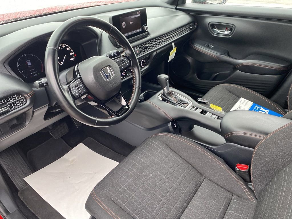 Used 2025 Honda HR-V Sport image 19