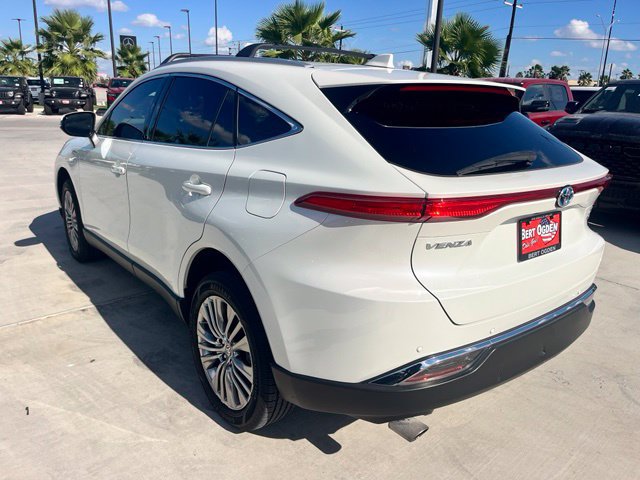 Used 2021 Toyota Venza XLE w/ Softex Package AWD/4WD image 4