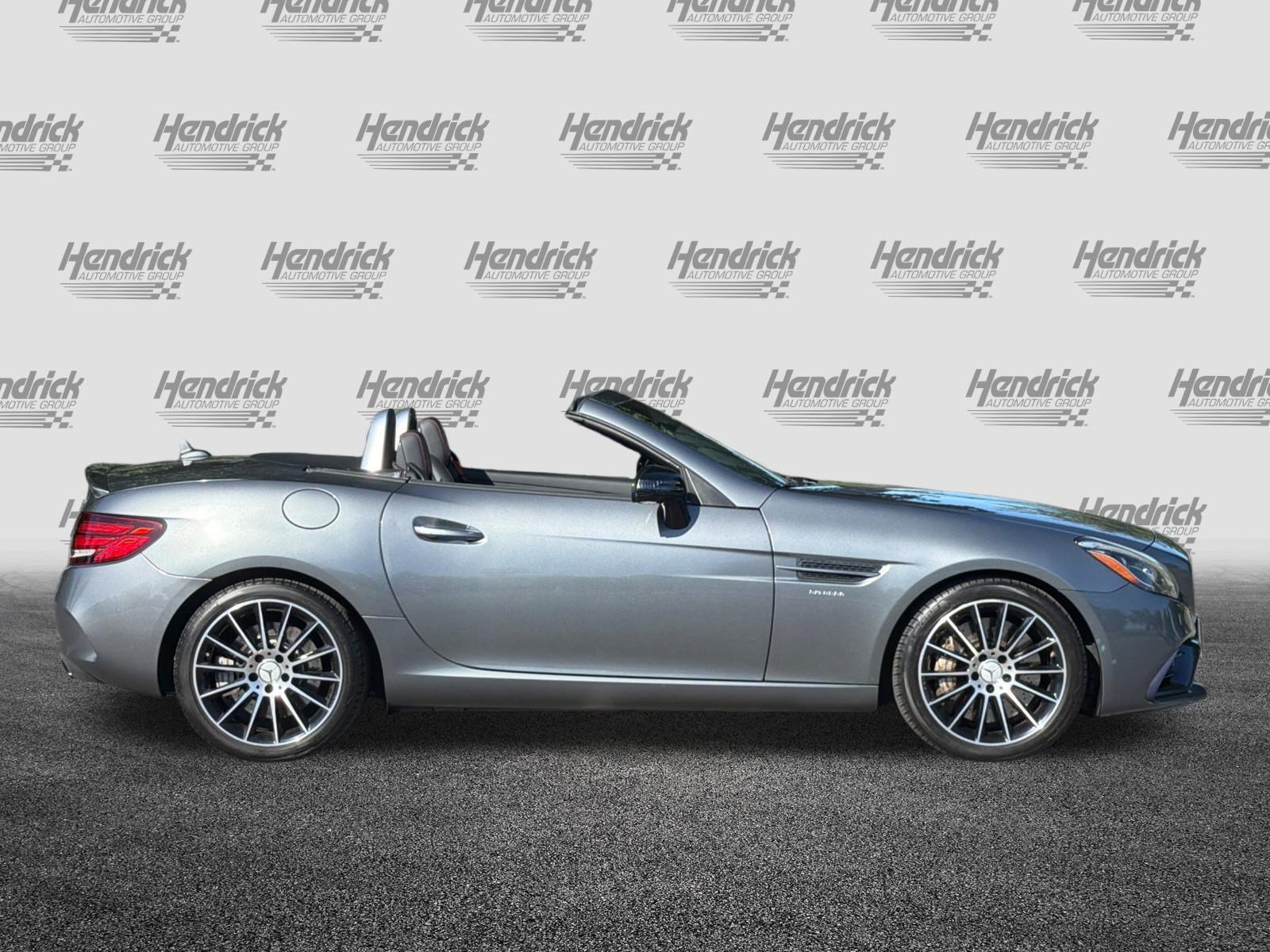 Used 2017 Mercedes-Benz SLC 43 AMG image 3