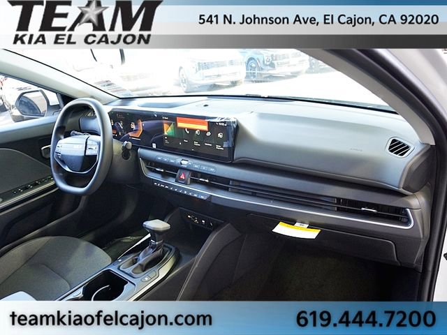 Used 2026 Kia K4 LXS image 11