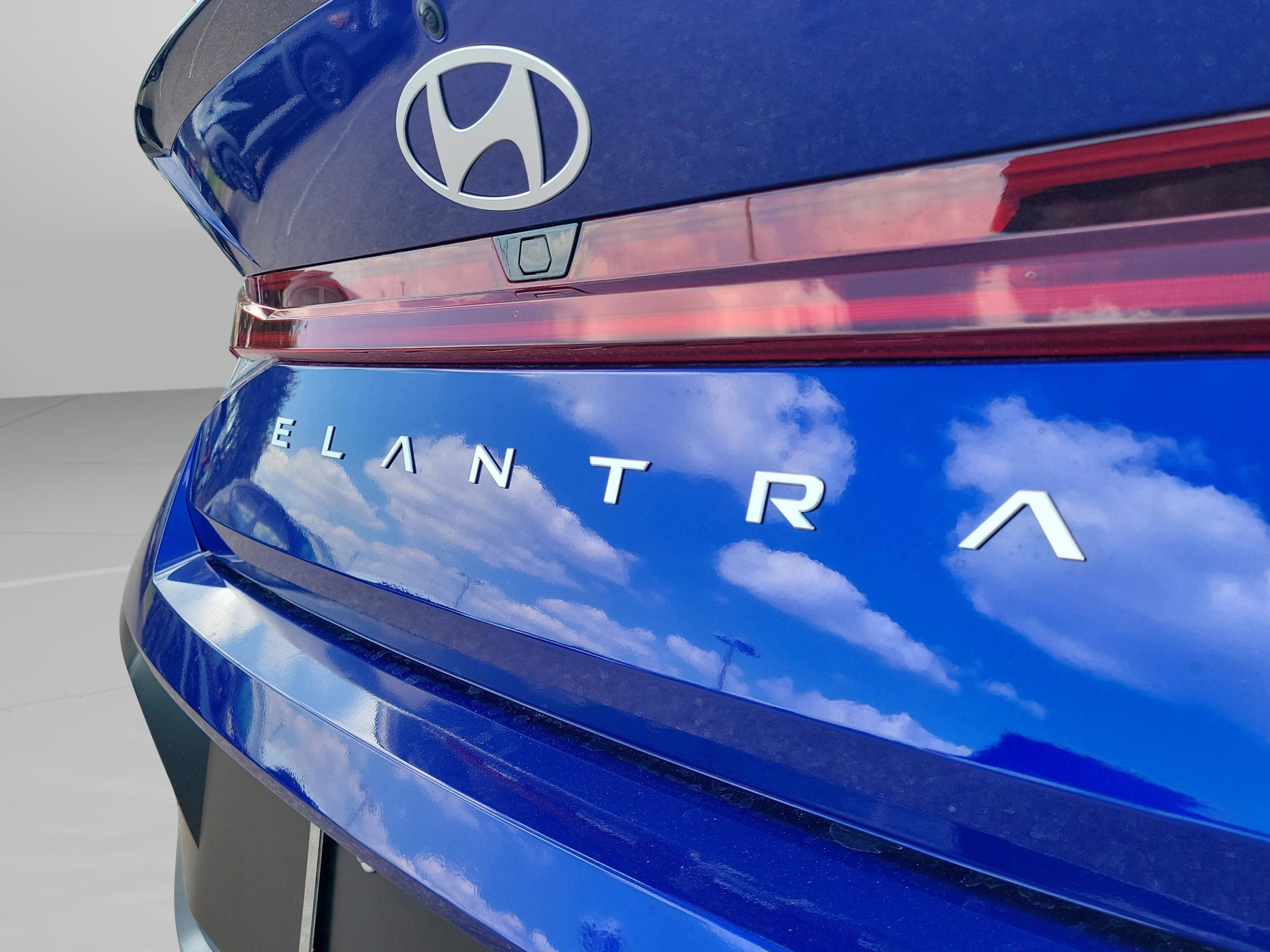 New 2026 Hyundai Elantra SEL Sport image 30