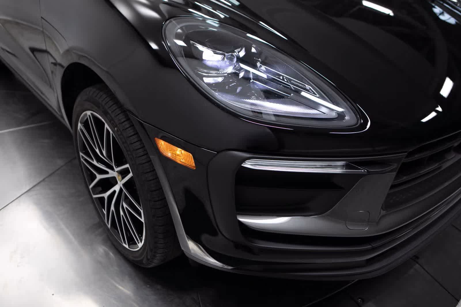 Certified 2026 Porsche Macan Turbo AWD/4WD image 12