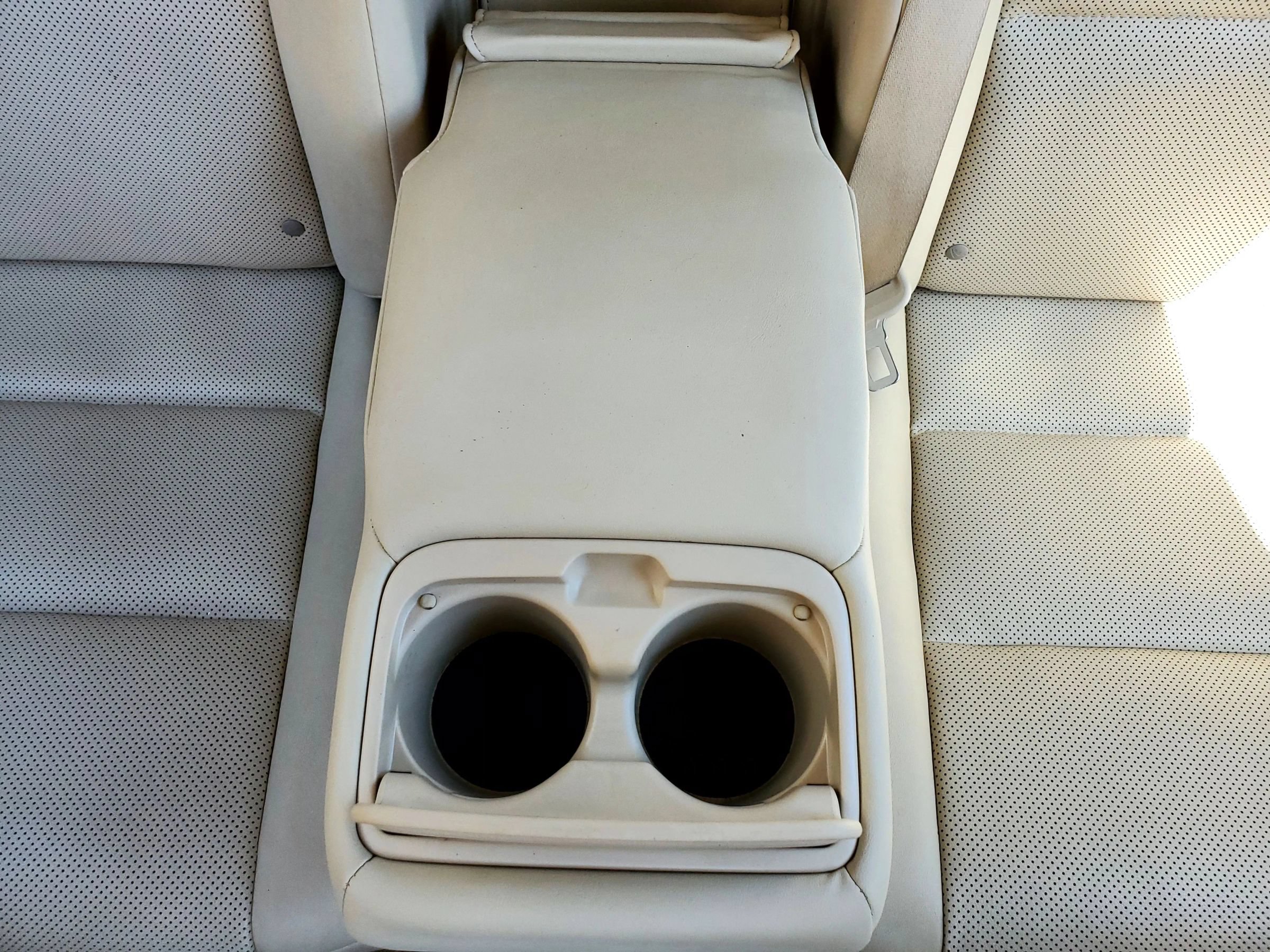 Used 2014 Lexus ES 350 w/ Premium Package FWD image 22