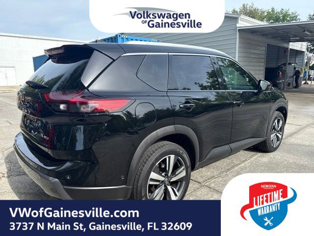 Used 2024 Nissan Rogue SL AWD/4WD image 4