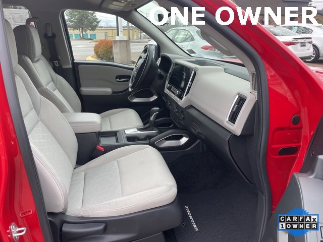 Used 2025 Nissan Frontier SV image 7