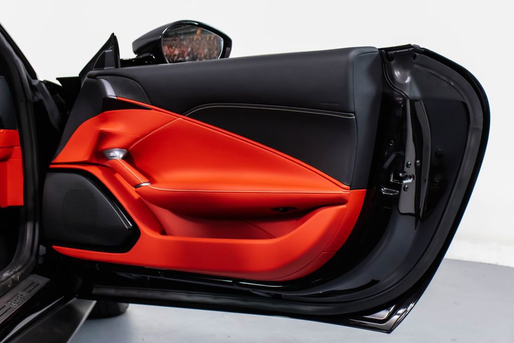 Certified 2025 Ferrari Roma Spider RWD image 51