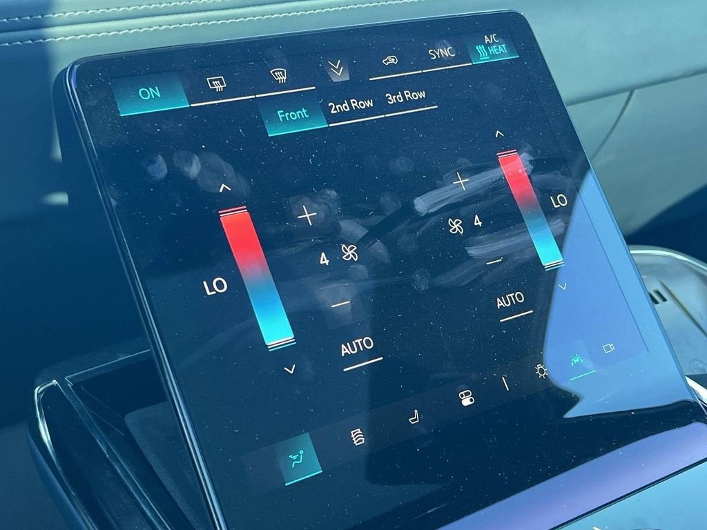 New 2025 Cadillac Escalade IQ Luxury 2 AWD/4WD image 21