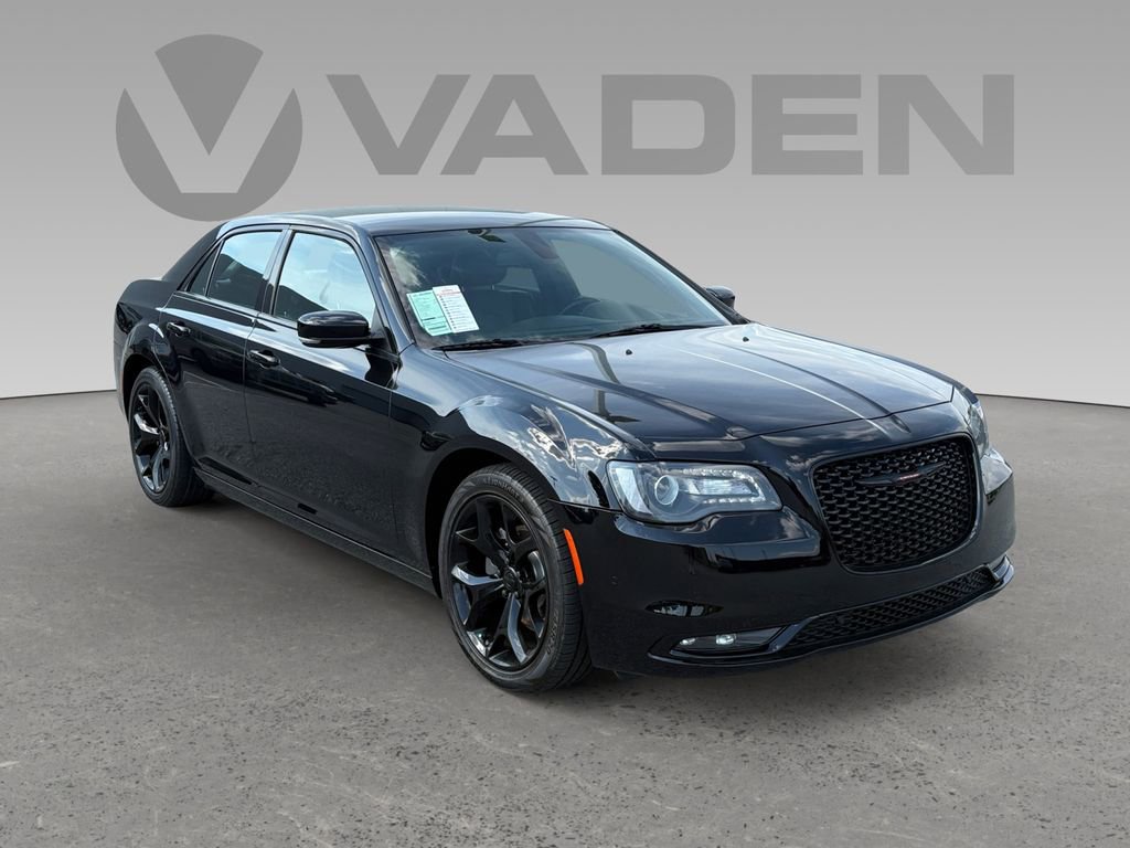 Used 2021 Chrysler 300 S image 1