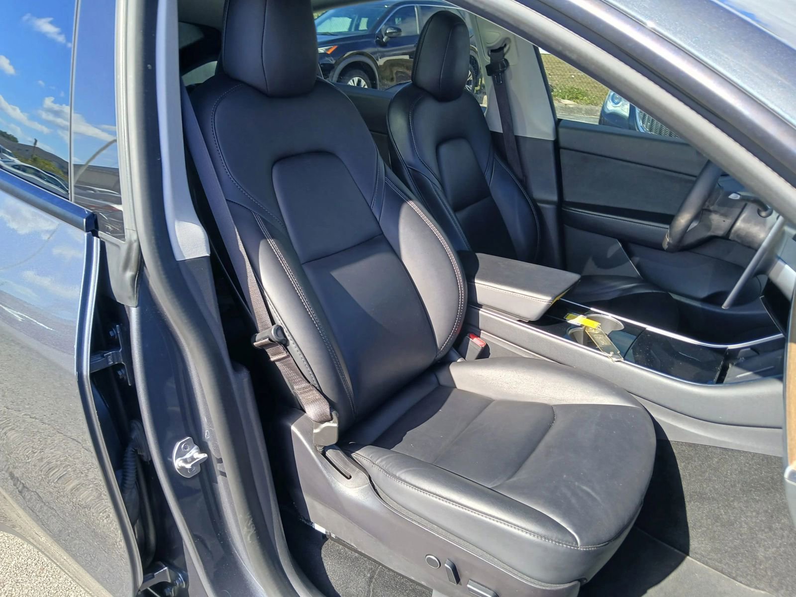 Used 2021 Tesla Model Y 2WD image 19