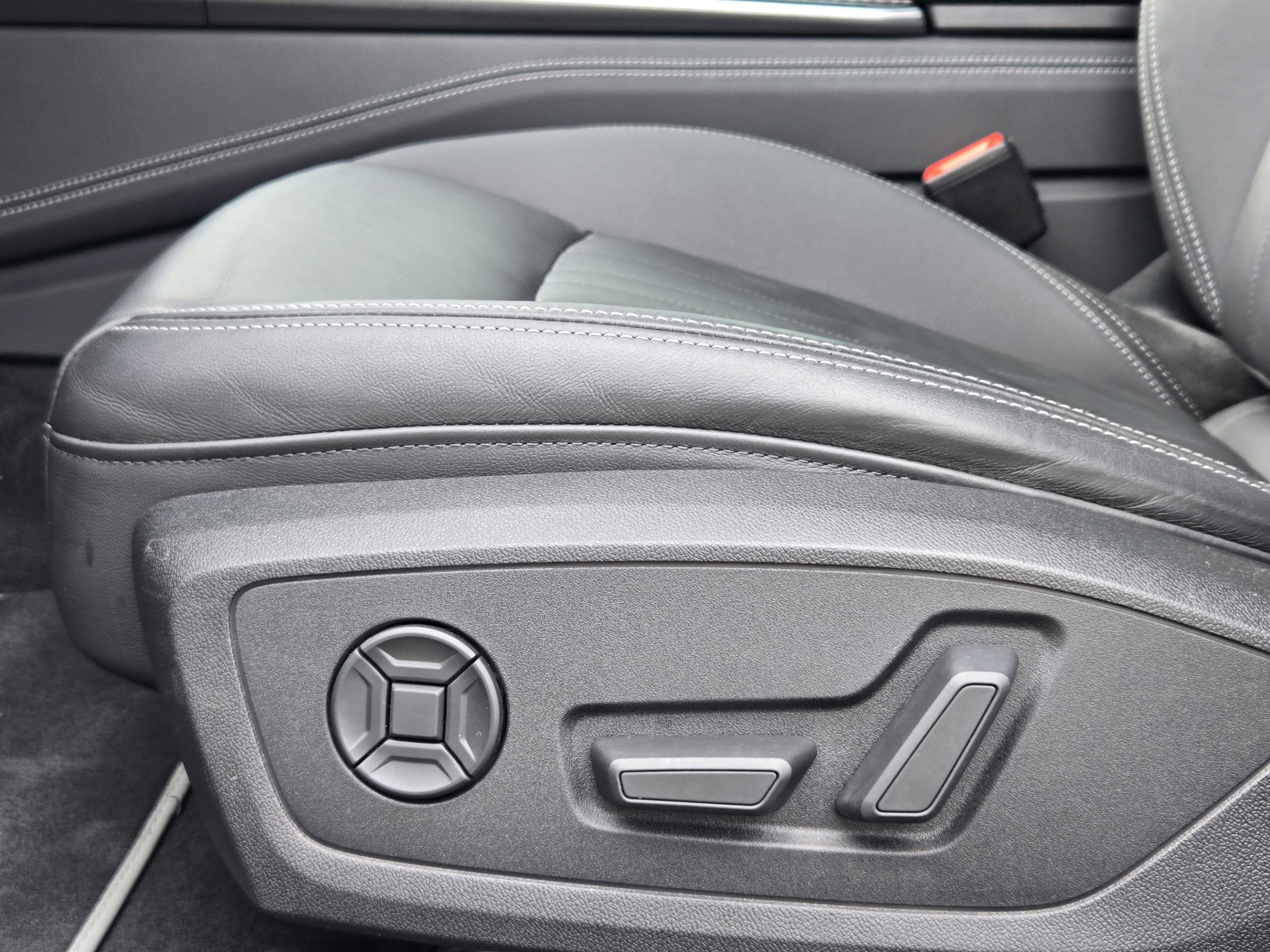 Used 2020 Audi A6 3.0T Premium Plus image 33