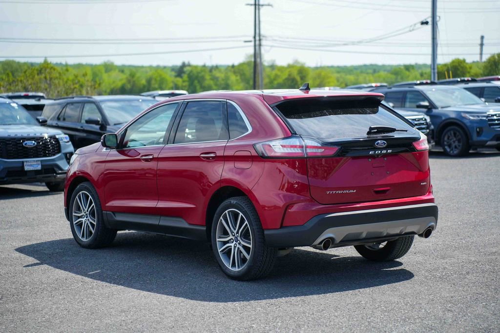 Used 2022 Ford Edge Titanium AWD/4WD image 7