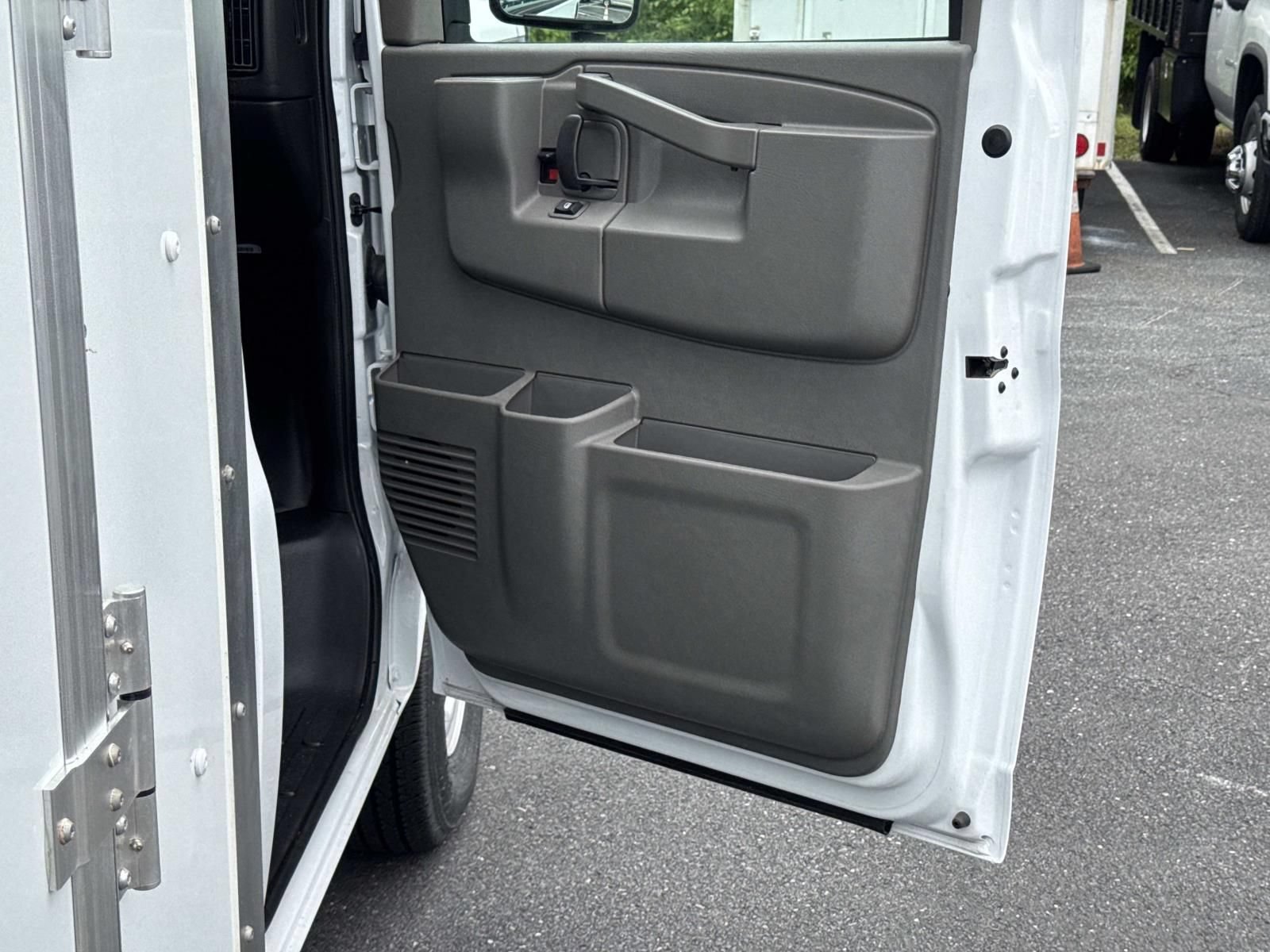 New 2026 Chevrolet Express 3500 w/ Power Convenience Package RWD image 11