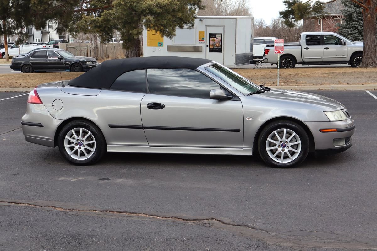 Used 2005 Saab 9-3 Arc image 3