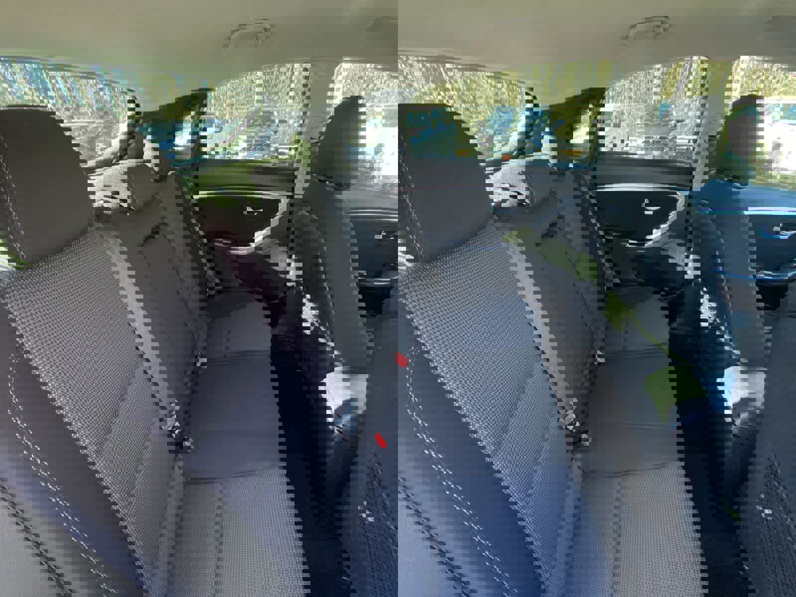 Used 2016 Hyundai Elantra GT image 29