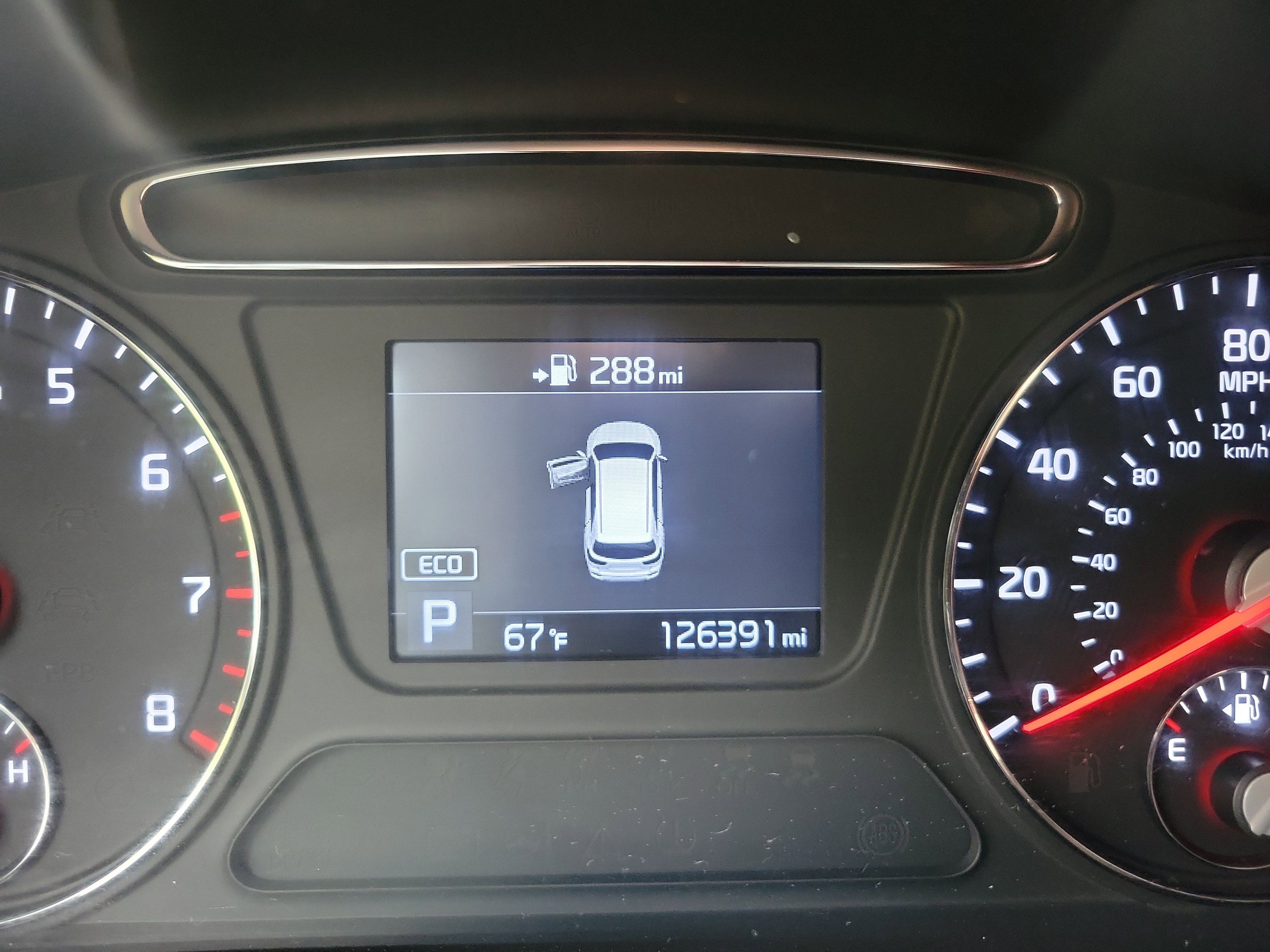 Used 2020 Kia Sorento LX image 16