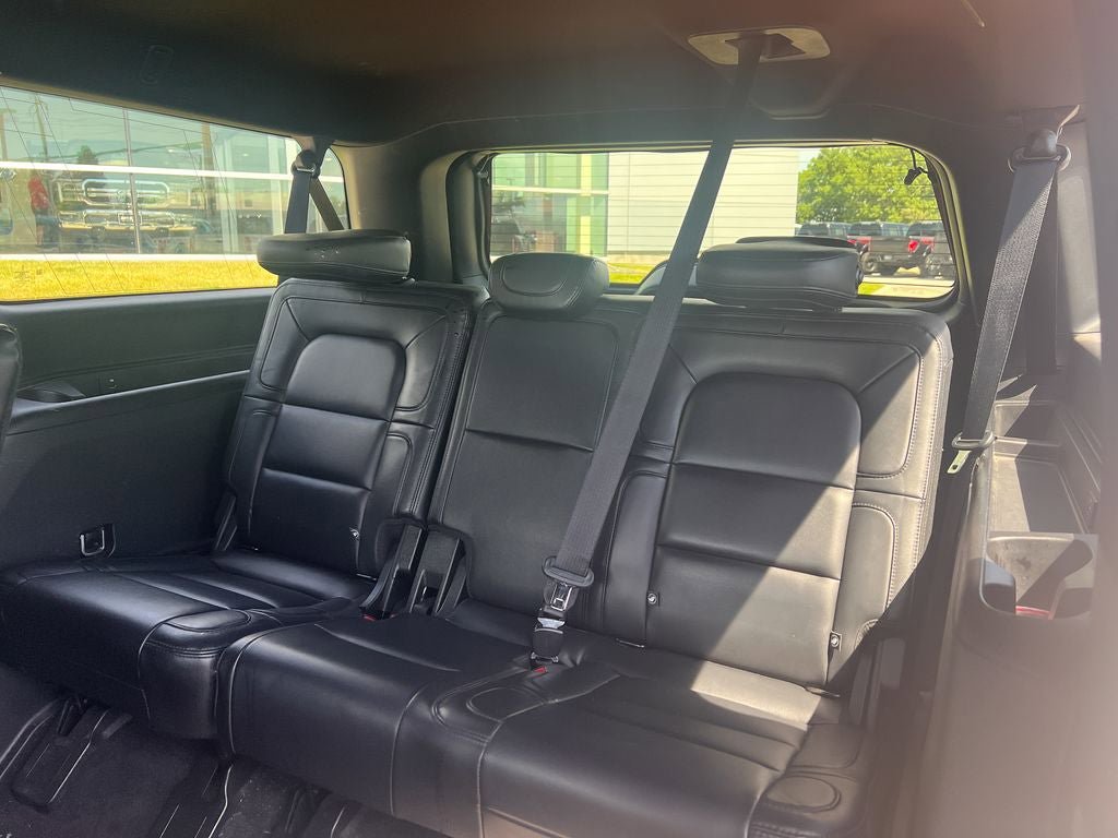 Used 2021 Lincoln Navigator L Reserve AWD/4WD image 14