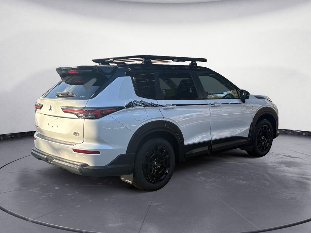 New 2026 Mitsubishi Outlander Trail Edition image 5