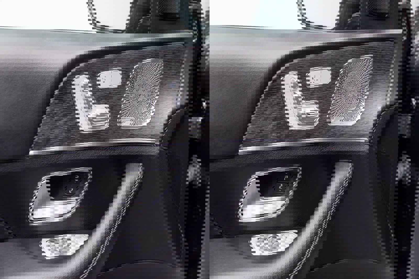 Used 2022 Mercedes-Benz GLE 350 4MATIC w/ Premium Package image 24