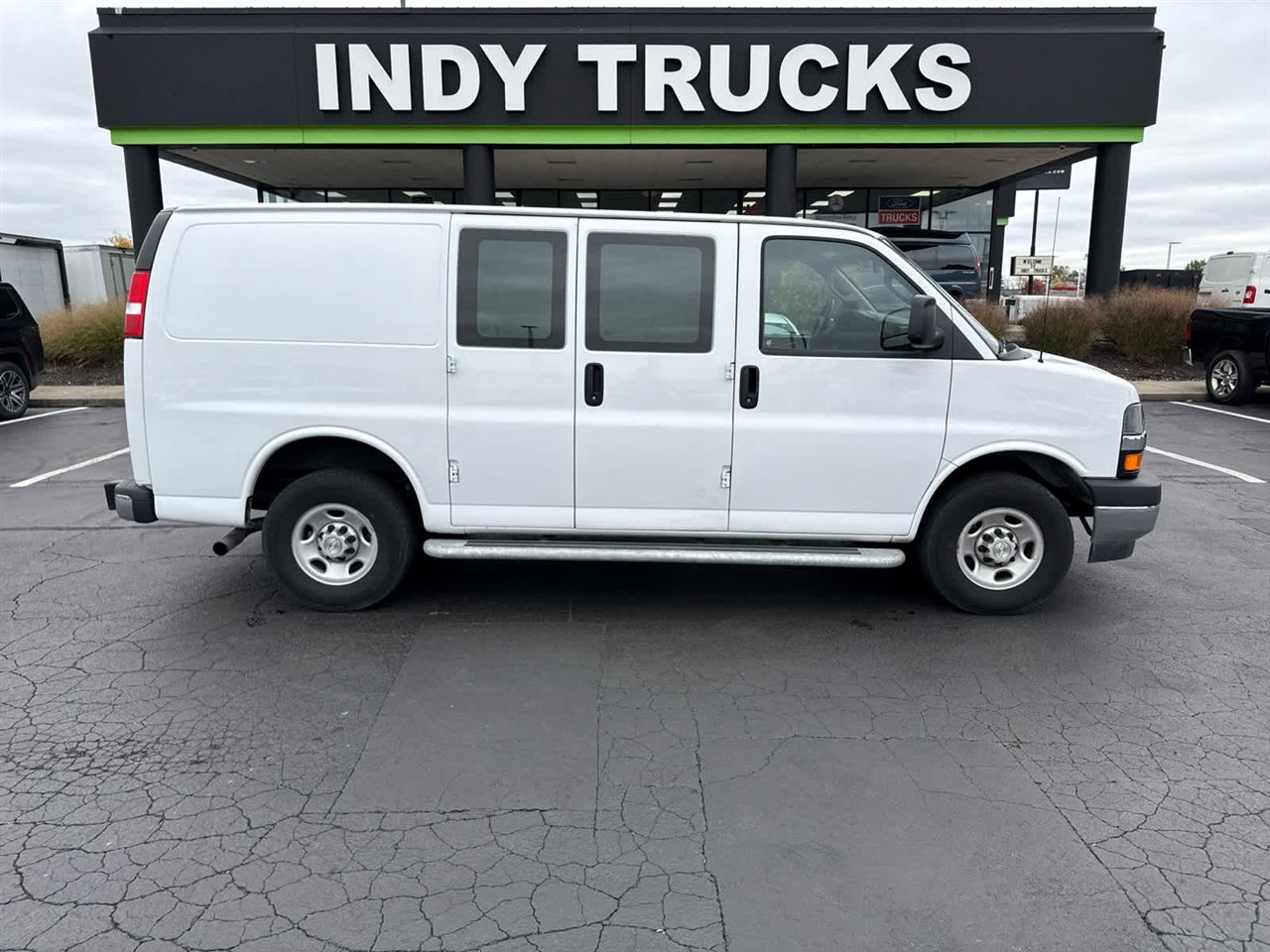 Used 2024 Chevrolet Express 2500 w/ Driver Convenience Package image 1